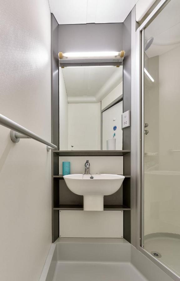 Cosy Ensuite Bedrooms At Trust House Near Exeter City Centre Exterior foto